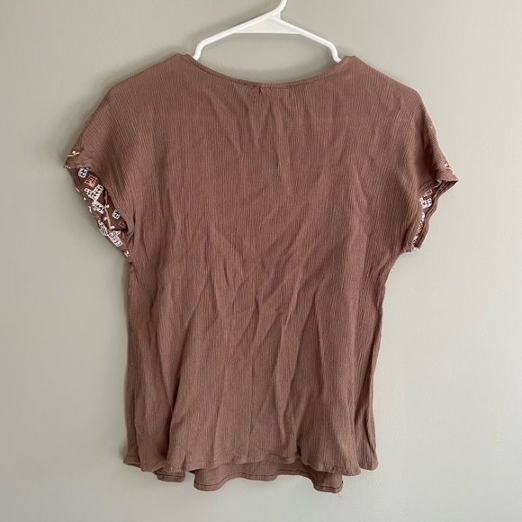 Cute T-Shirt - Picture 2 of 2